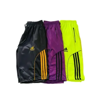 Oferta! Kit com 03 Bermudas Masculinas em Tecido Leve, Bolso e Cordão - Variadas