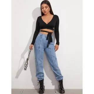 Blusa cropped estilo gringa transpassada - Sexy e Moderna - Vermelho manga curta