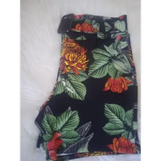 Promoção 2023: Florais Feminino Malha Crepe curto com cinto - Preto