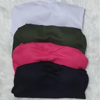 Moda Blogueira Blusa Feminina Ombro a Ombro Canelada com Bojo - Azul Marinho