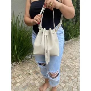 Acompanha 2 alças: Bolsa feminina saco - Marfim