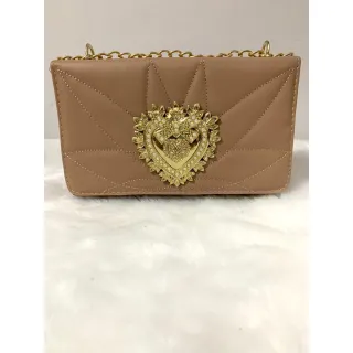 Vários Looks - Bolsa Transversal DG Coração Dourado Feminina - Branco