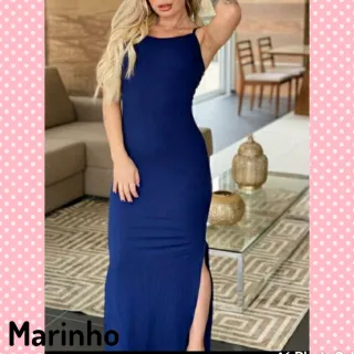 Vestido Longo com Fenda e Detalhes Canelados - Preto/branco