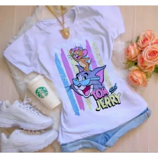 Moda feminina atacado: blusinha t-shirt básica com personagem - P ao GG - STIBRILHO