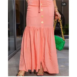 Botão longa saia viscose - Raryel - Preto perola