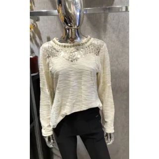 Blusa de Linho Manga Longa Feminina com Detalhe de Pérolas - Rose