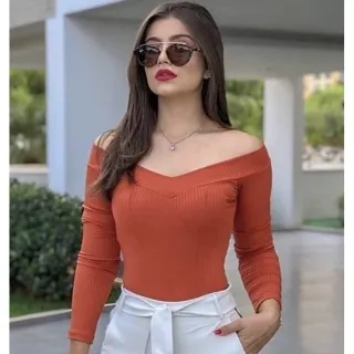 Moda Feminina: Blusa Canelada Manga Longa Ombro Com Bojo - Super Trend !! - Preto