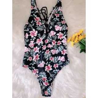 Moda Praia Tropical Boho: Maiô Uma Peça Babado com Bojo Removível 40-46 - Preto