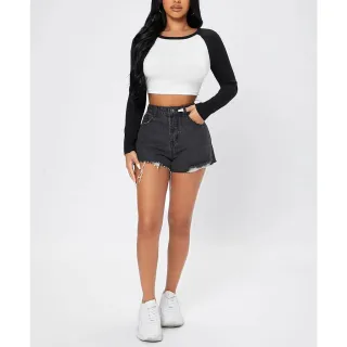 Blusa Cropped Manga Longa Raglan - Moda Feminina - BRANCO/PRETO