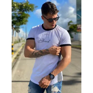 Camiseta estampada masculina manga curta longline - PRETA COM AZUL