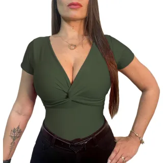 Blusa Feminina Manga Curta Trançada Frente - Blogueiras - Verde Bandeira