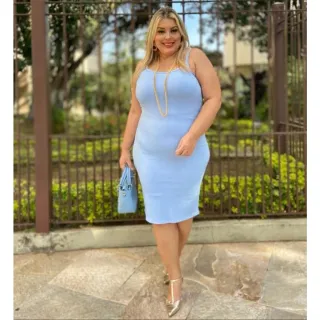 Vestido Tubinho Midi de Alcinha: moda elegante e versátil para todas as ocasiões - Vermelho Queimado