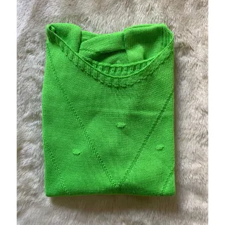 Moda Verão: Blusinha de Tricô Manga Curta Princesa - Raryel - Laranja neon