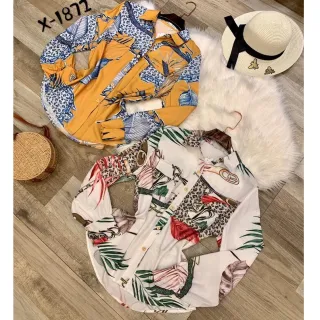 Moda inverno: Camisa feminina social estampada com bordão - BRANCO COM VERMELHO