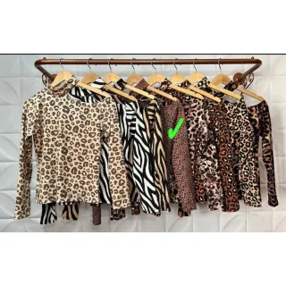 Blusa Animal Print Feminina Choker Manga Longa Ombro a Mostra - Zebra Bege - Manga Longa