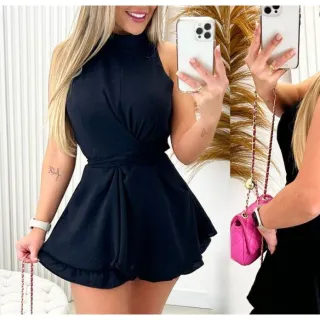 Moda blogueira: vestido feminino cavado com babado transpassado e bojo - G