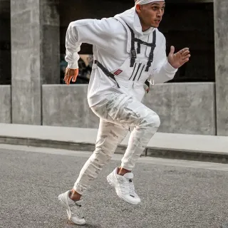 Calça masculina esportiva multi-pocket 3XL com zíper, ideal para corrida e ginástica - Preto