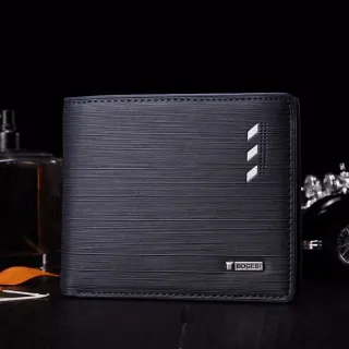 Detalhe em Metal Carteira Masculina Couro PU Trabalhada - Marrom