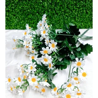 Decoração e enfeite de margaridinha artificial mini - Branco