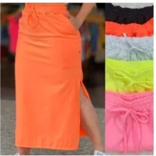 Malibu Saia com Fenda Lateral em Viscolycra