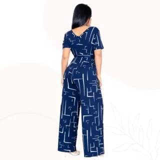 Riscas Flare Executivo Macacão Manga Curta Longo Feminino - Preto