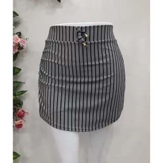 Saia midi plus size cintura alta em tecido leve - Raryel Moda Feminina - Preto