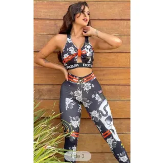 Top Rota D'agua + Conjunto Legging Fitness Feminina - Mulher Maravilha/Branco