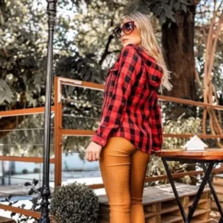 Blusa Feminina Xadrez Manga Longa Flanelada com Capuz - Preta/Branca