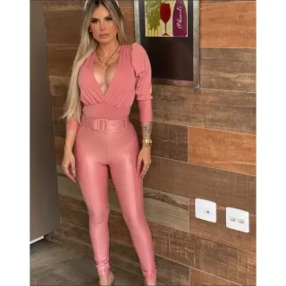 Calça Blogueira Feminina Cintura Alta Skinny Tecido Cirrê - Verde, Vinho, Branca - Traturada