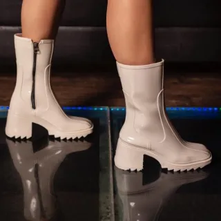 Impermeável Jhenny Galocha: Bota Feminina Cano Alto Coturno para Chuva