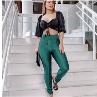 Calça Blogueira Feminina Cintura Alta Skinny Tecido Cirrê - Verde, Vinho, Branca - Traturada