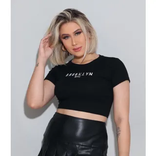 Cropped feminino bordado T-shirt Brooklyn - Cores variadas - Vermelha