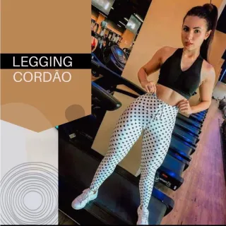 Roupa de academia Legging suplex poá: melhor opção para malhar - preto poa