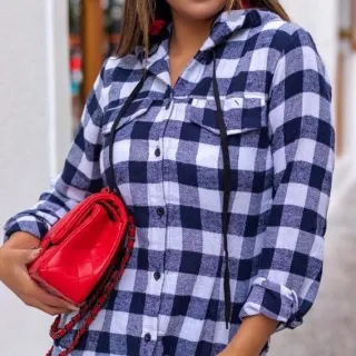 Blusa Feminina Xadrez Manga Longa Flanelada com Capuz - Preta/Branca