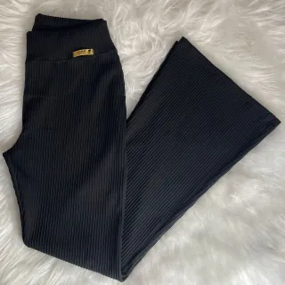 Malha Canelada 3D Flare Calça Adulto - Azul