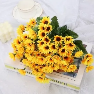 Arranjo de Flores Girassol - Buquê Pequeno com 22 peças - Único