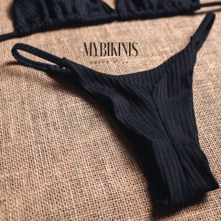 Biquíni fio duplo com calcinha cortininha de marquinha de fita - Fúcsia