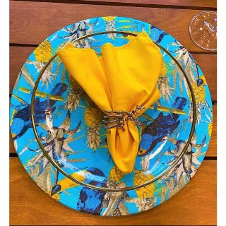 Decoração de Natal: Kit Mesa Posta com 18 Peças - Capas de Sousplat Estampado + Guardanapos + Argolas - Flores Vermelhas