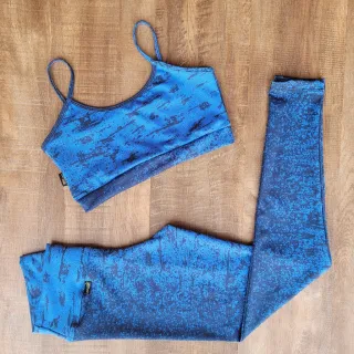 Conjuntos Fitness Feminino, Kit com 3 peças: Calça e Top de Academia - Estampa variada