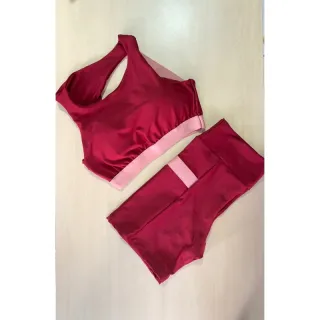 Moda fitness: Conjunto top e short preto para malhar em academia - Raryel - Preto