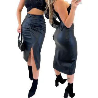 Saia Transpassada Feminina Midi em Couro Ecológico Fake com Fenda - Branco