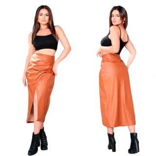 Saia Transpassada Feminina Midi em Couro Ecológico Fake com Fenda - Branco