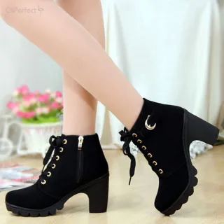 Sapatos Ankle Boots de Camurça com Salto Alto e Amarração Lateral - Caqui