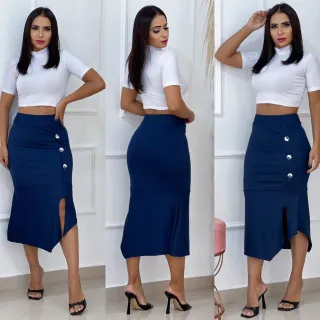 Saia com fenda lateral em suplex, botões e alta durabilidade