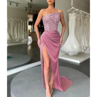 Vestido de festa longo feminino com fenda alta, lantejoulas e detalhes em patchwork - Lótus Rosa