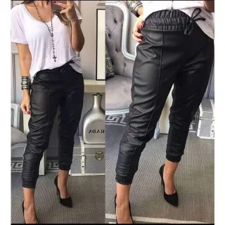 Moda Blogueira: Calça Jogger Feminina Couro Fake Preto - Preto