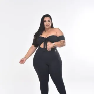 Lançamento Gringa Girls: Macacão Plus Feminino Balada Formas - Vermelho