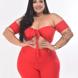 Lançamento Gringa Girls: Macacão Plus Feminino Balada Formas - Vermelho