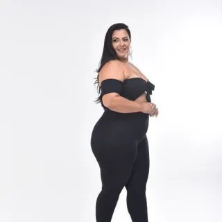 Lançamento Gringa Girls: Macacão Plus Feminino Balada Formas - Vermelho