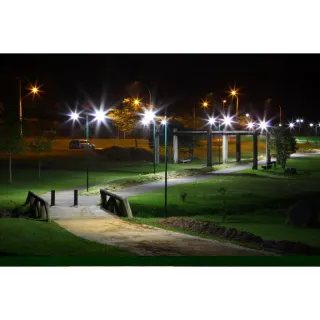 Poste Iluminação Publica LED Luminária 400W Bivolt IP67 - 100W